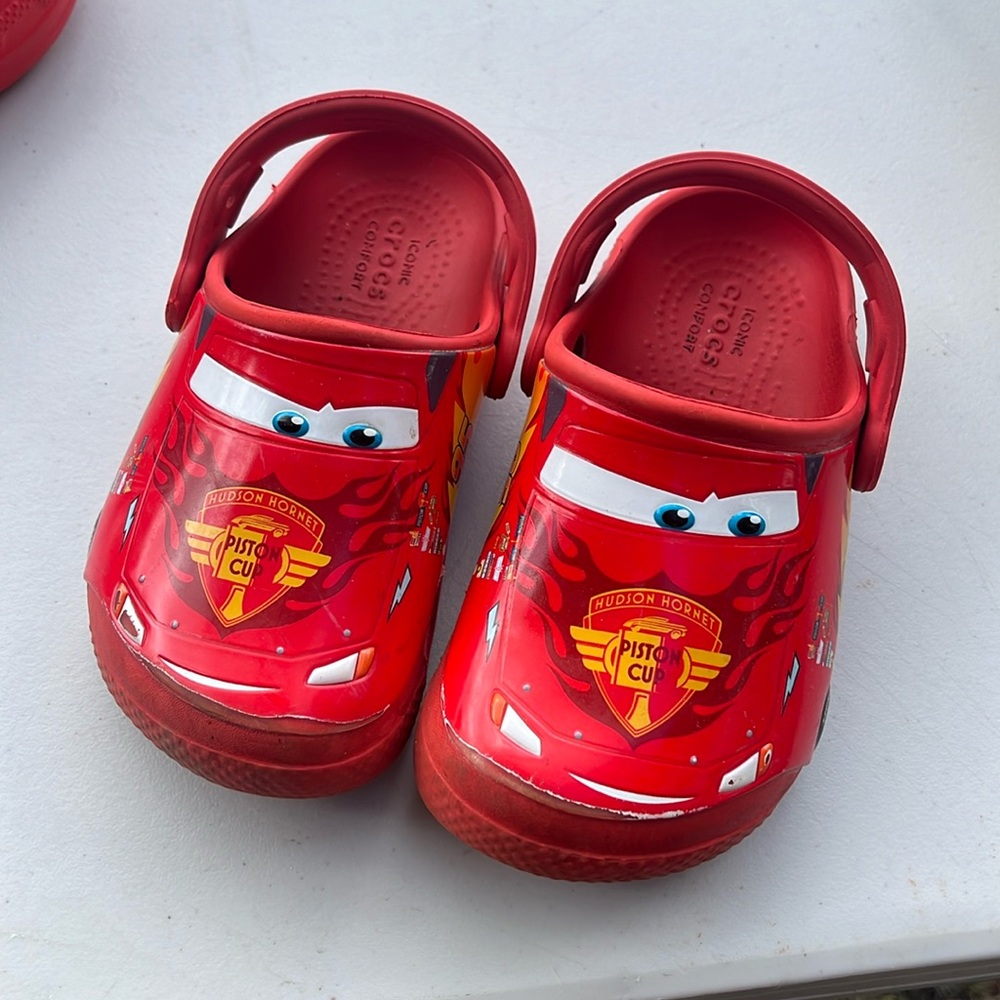 Lightening McQueen Crocs